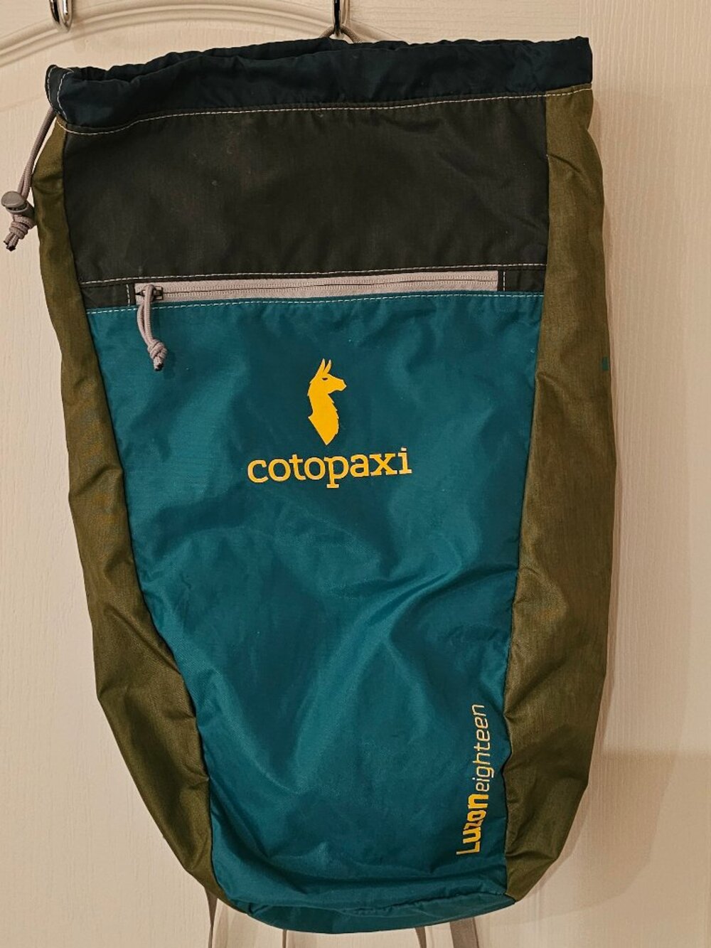 COTOPAXI Luzon 18 Dayback Lightweight Hiking Travel Backpack 18L | Teal/blue